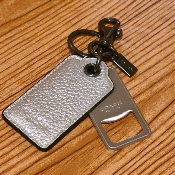 Coach leather bottle opener key ring keychain Metallic - Picture 2 of 4